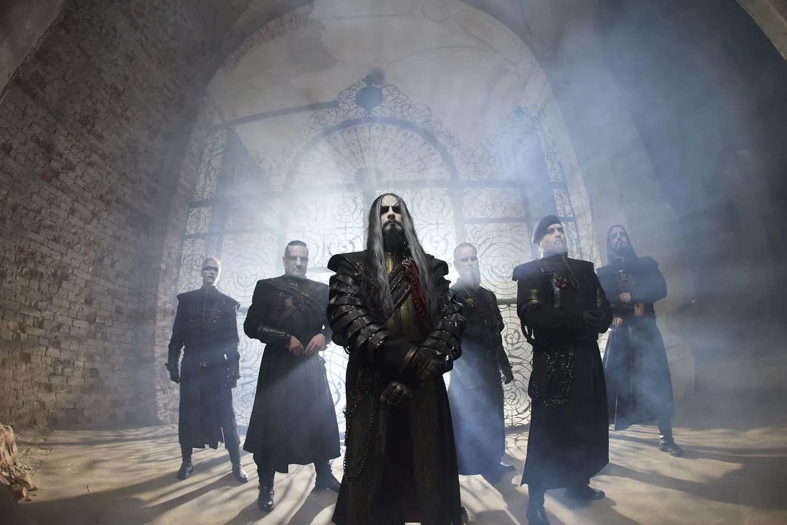 Dimmu Borgir